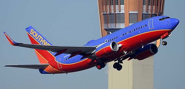 Southwest Boeing 737-7H4 N931WN, Phoenix Sky Harbor, December 22, 2014